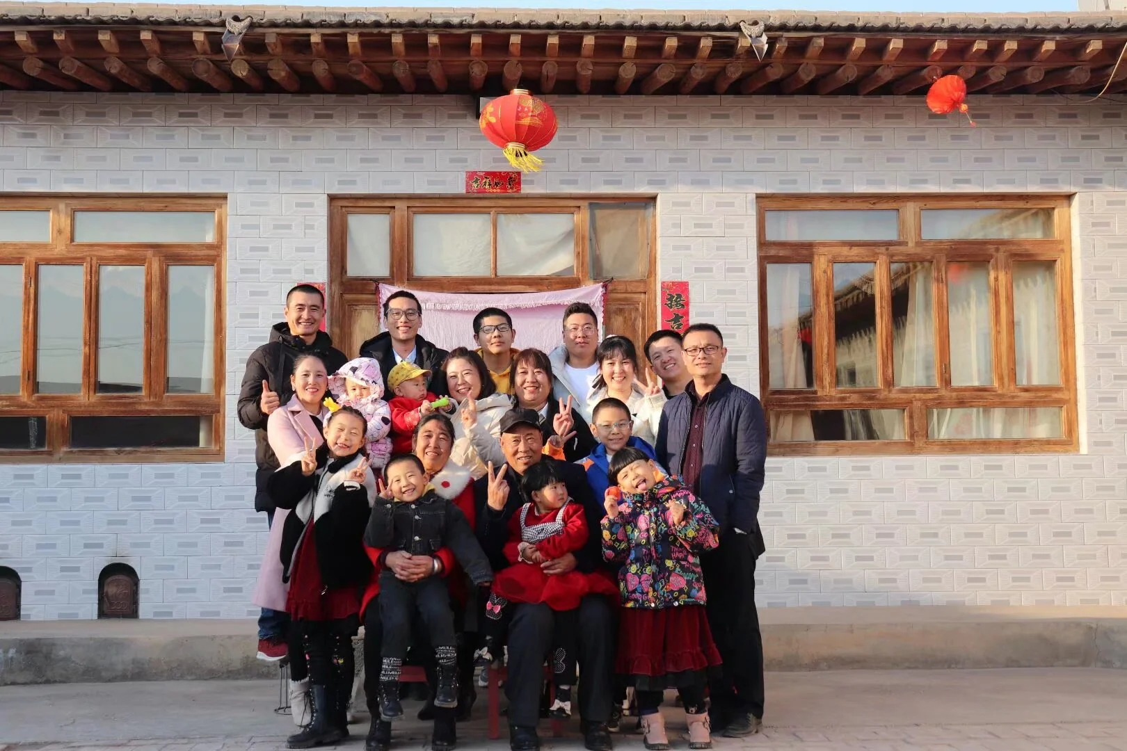 妈妈这边家人的大合照